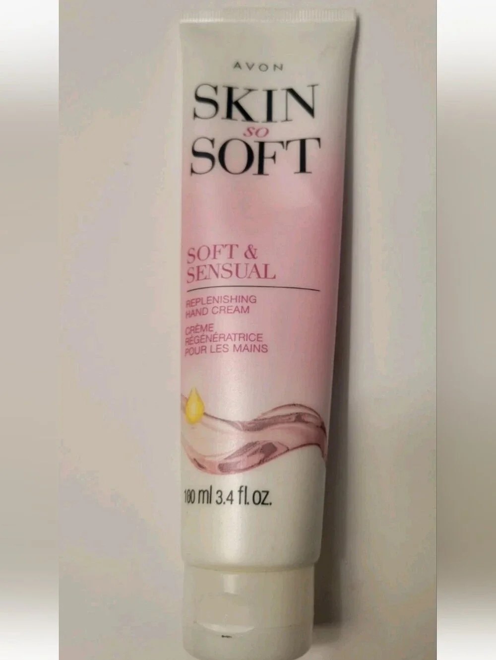 New Sealed Retired Y2k Avon Skin So Soft Sensual Replenishing Hand Cream 3.4 Oz